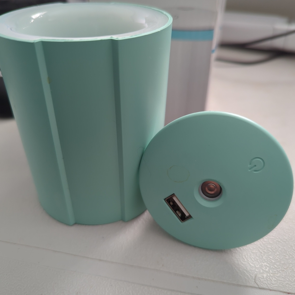 Mini Humidifier - Picture 6 of 10